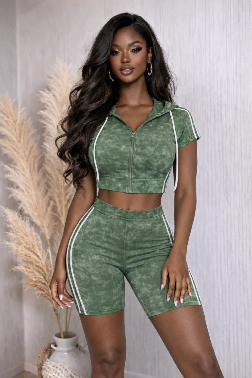 Straight hoodie short set