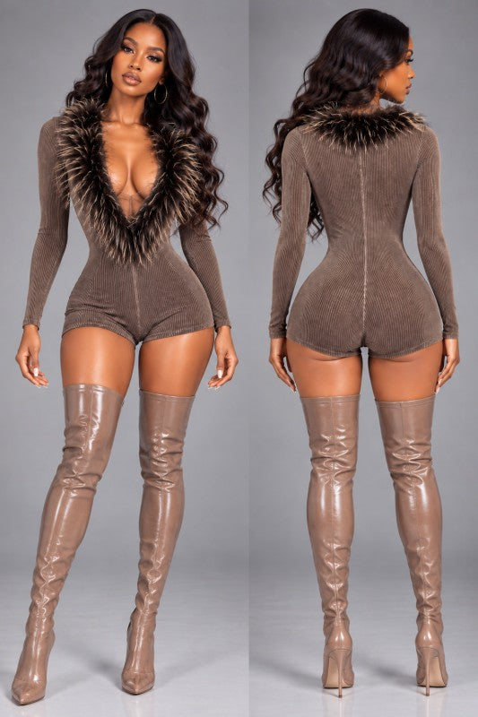 Mineral wash fur collar